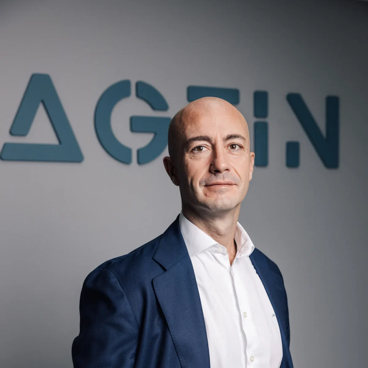 RETRATOS AGFIN RAUL e1760441557791